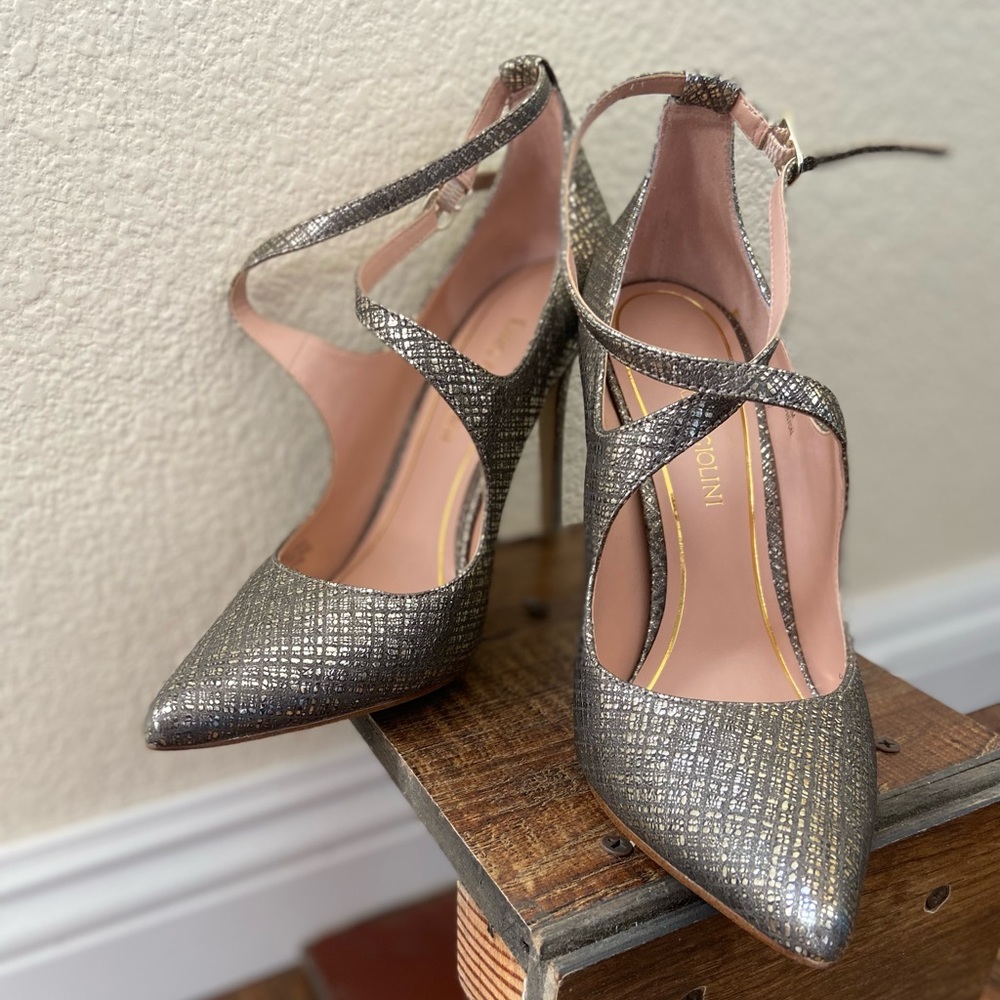 Enzo Angiolini Silver Heels